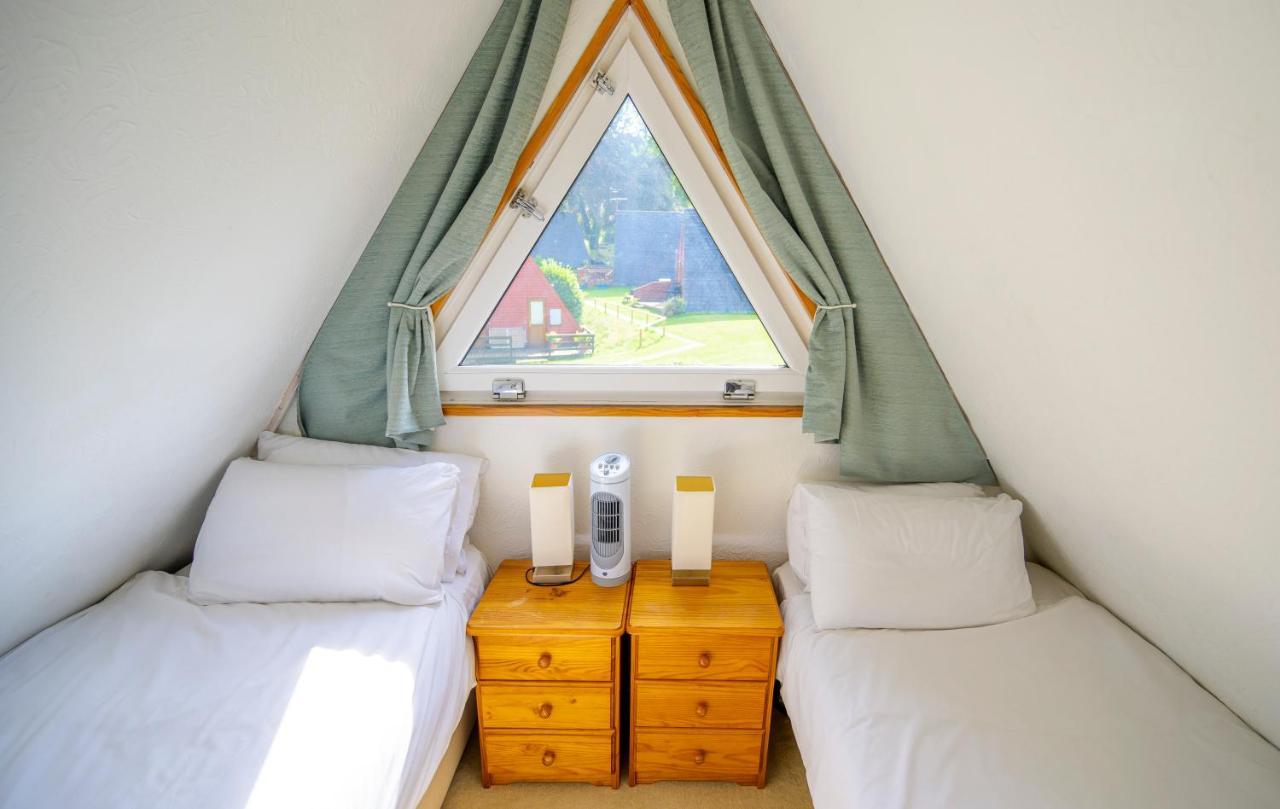 Escape To A Clifftop Chalet With Pool And Tennis Onsite - 1A Kingsdown Holiday Park Eksteriør bilde