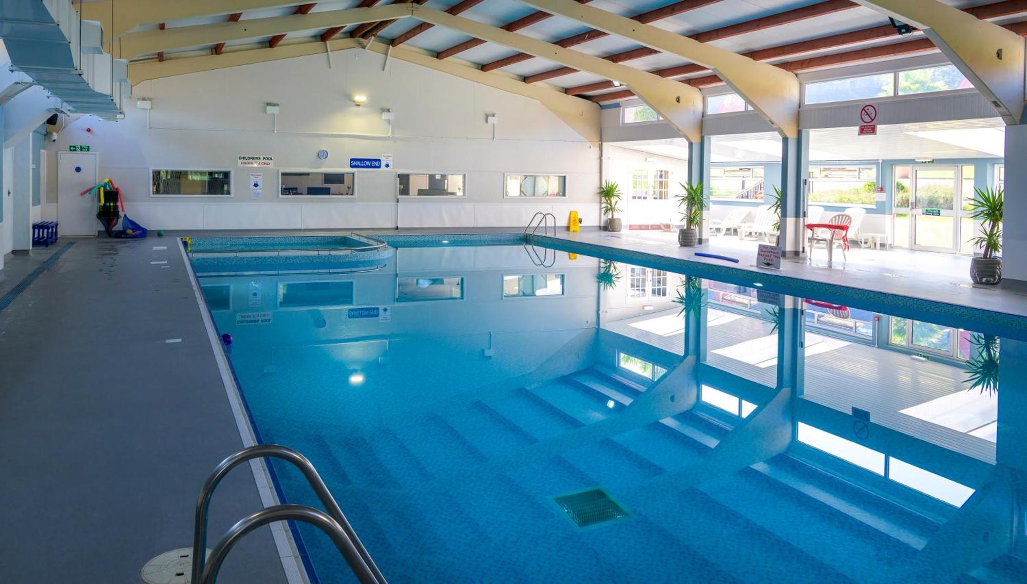 Escape To A Clifftop Chalet With Pool And Tennis Onsite - 1A Kingsdown Holiday Park Eksteriør bilde
