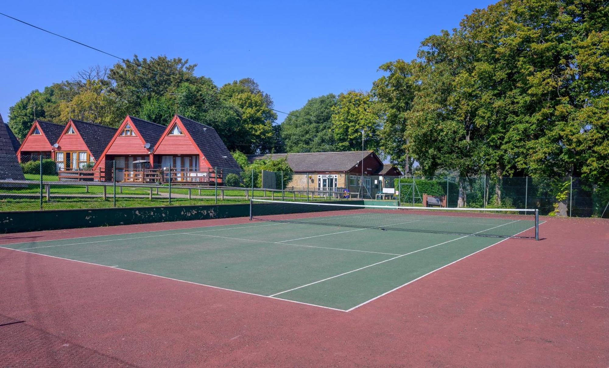 Escape To A Clifftop Chalet With Pool And Tennis Onsite - 1A Kingsdown Holiday Park Eksteriør bilde
