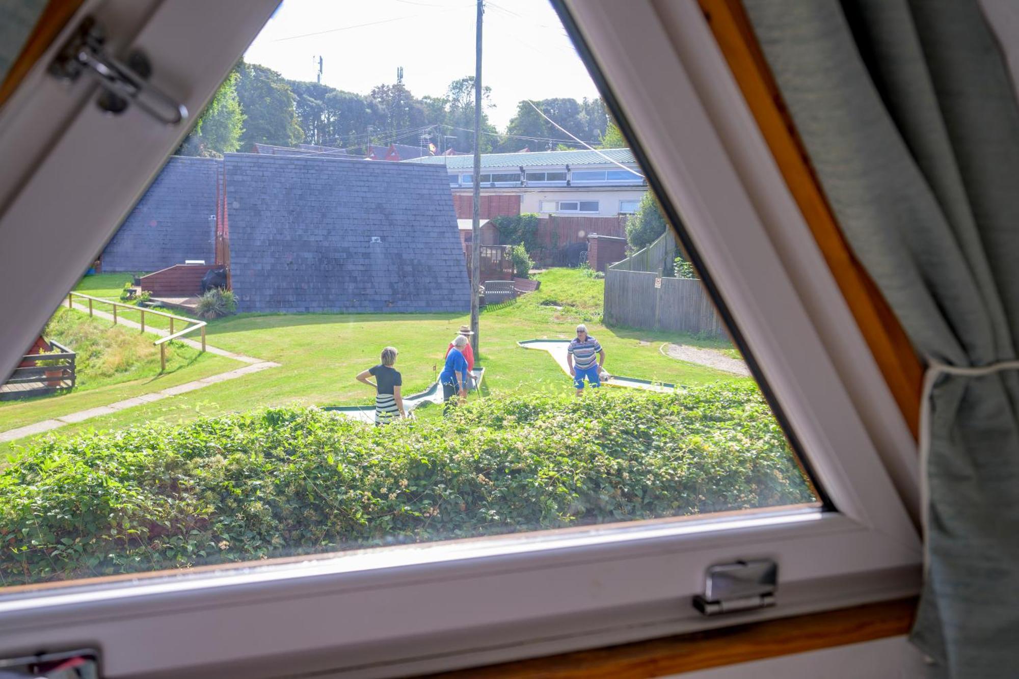 Escape To A Clifftop Chalet With Pool And Tennis Onsite - 1A Kingsdown Holiday Park Eksteriør bilde